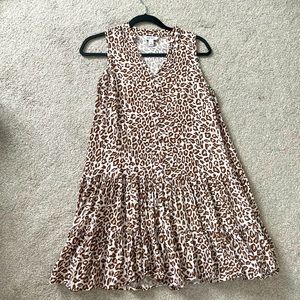 Nine West Womens summer dress. Super cute cheetah print, lightweight dress.